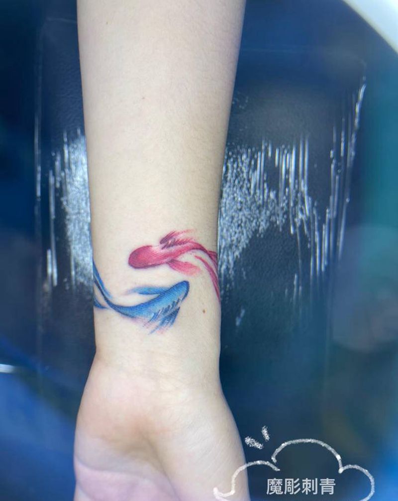 鱼纹身图片_手臂水彩水墨纹身图案