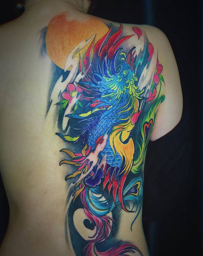 凤凰纹身图片_背部腰部新传统遮盖纹身图案