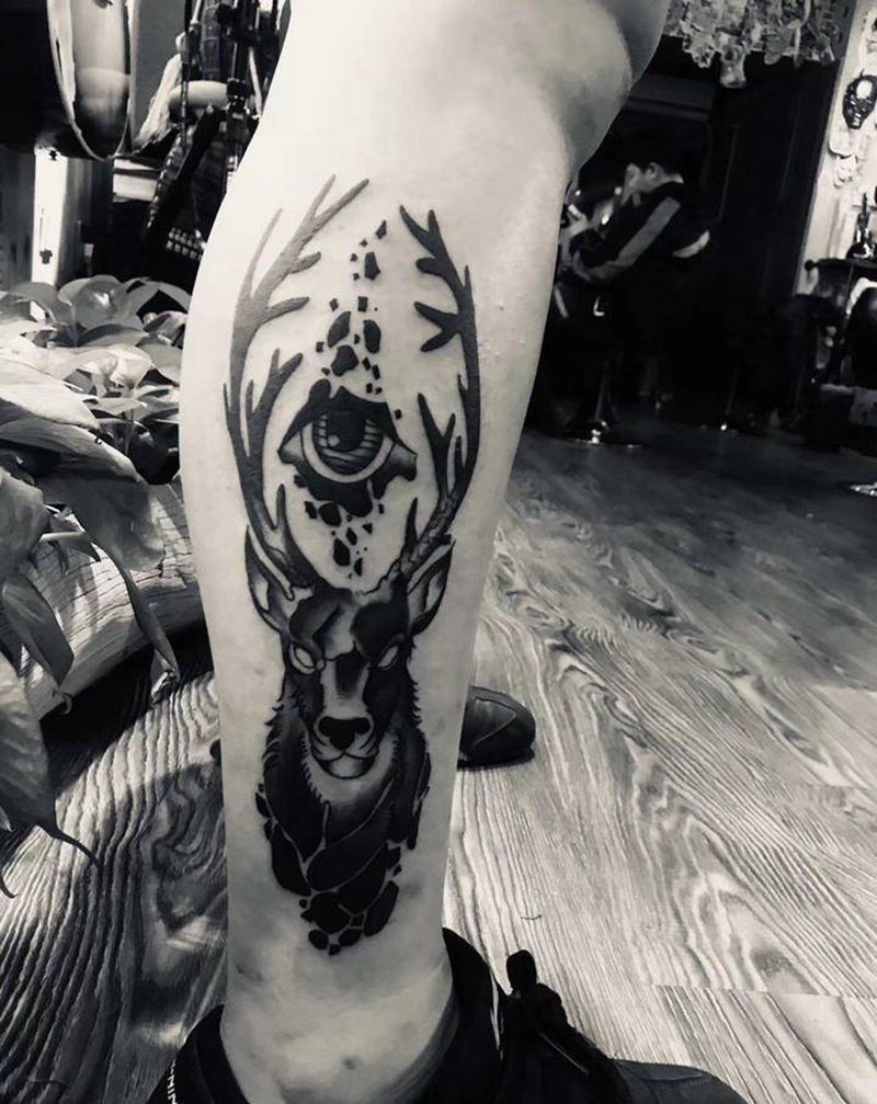 腿纹身图片_腿部纹身图案