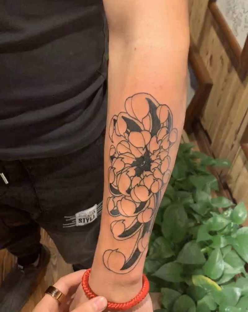菊花纹身图片_手臂纹身图案