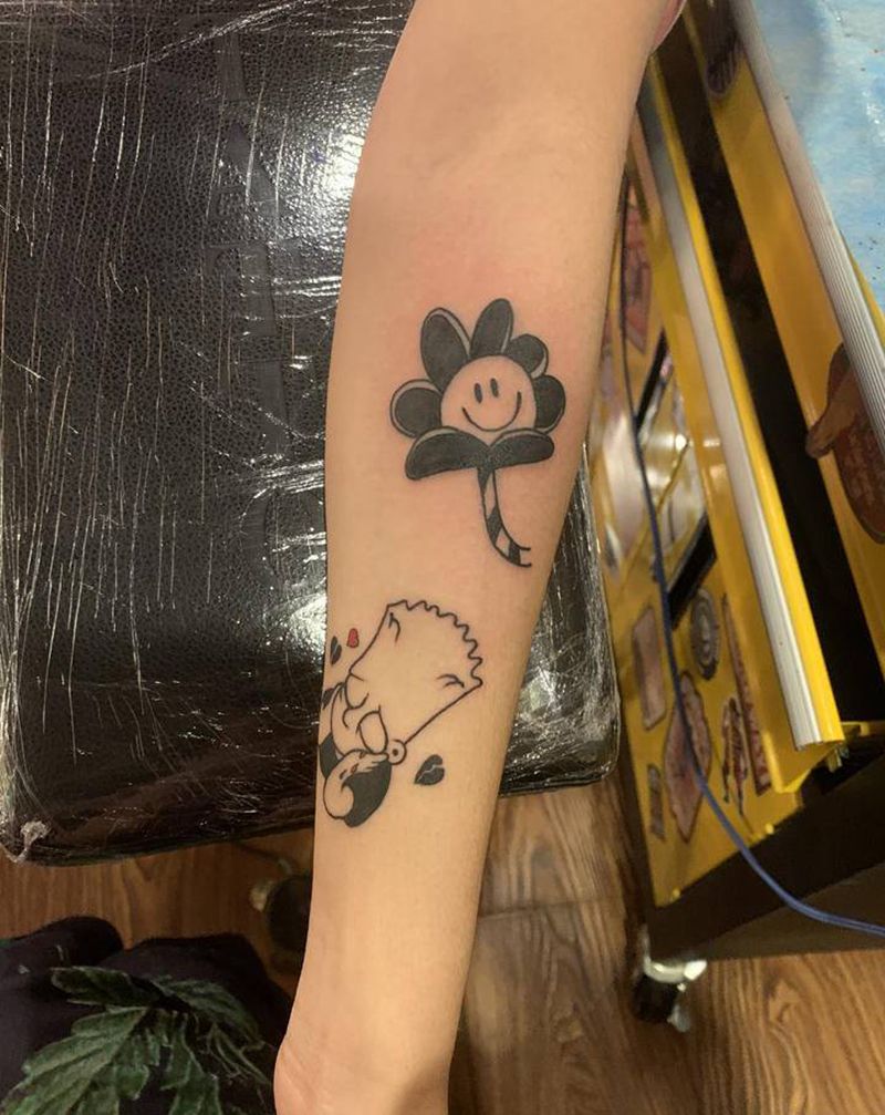 小花花纹身图片_手臂纹身图案