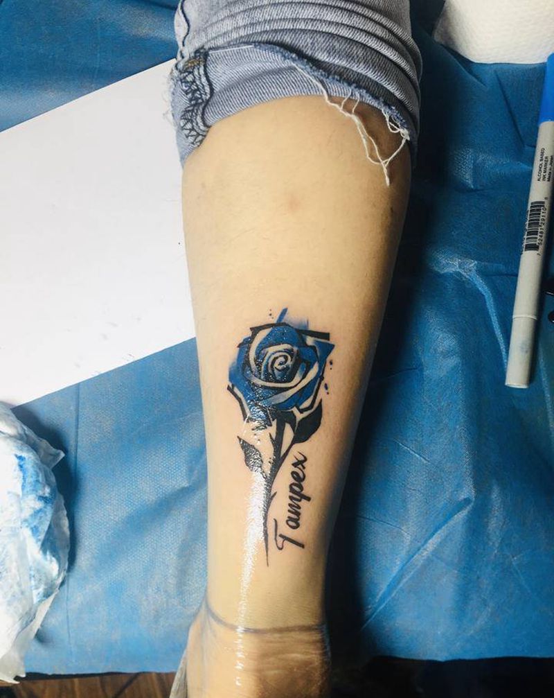玫瑰纹身图片_腿部纹身图案