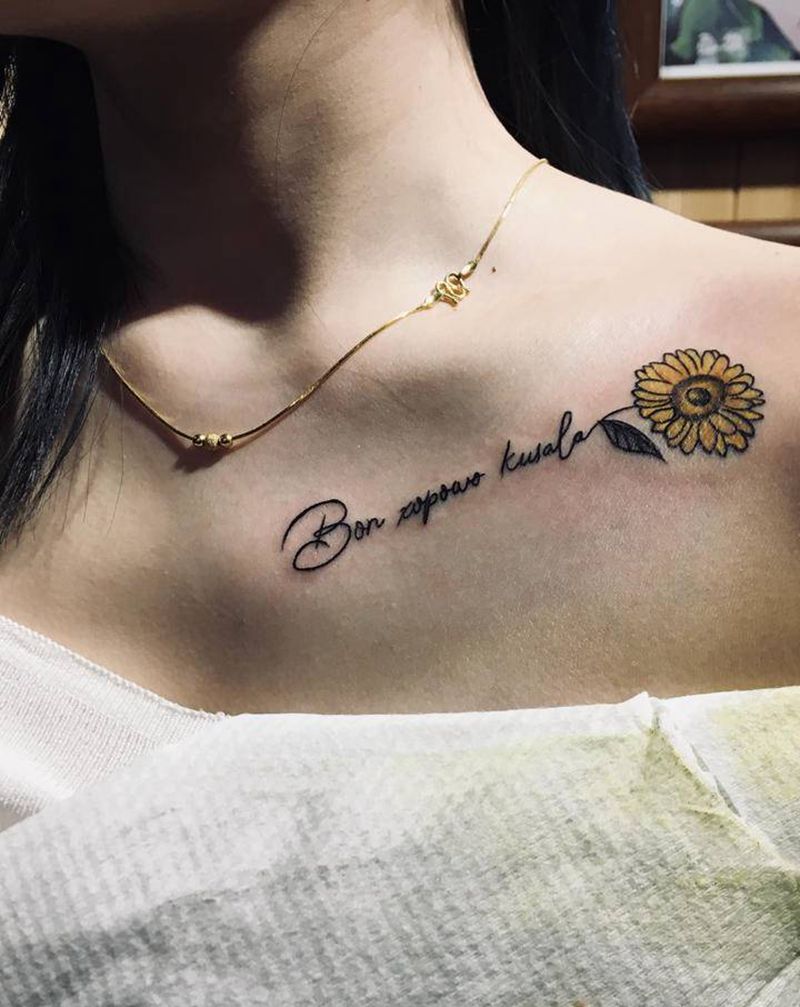 锁骨纹身图片_肩部纹身图案