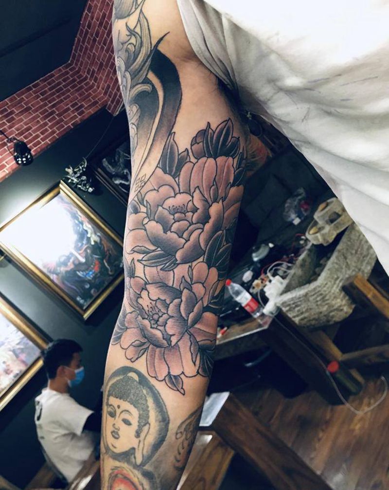 牡丹纹身图片_手臂纹身图案