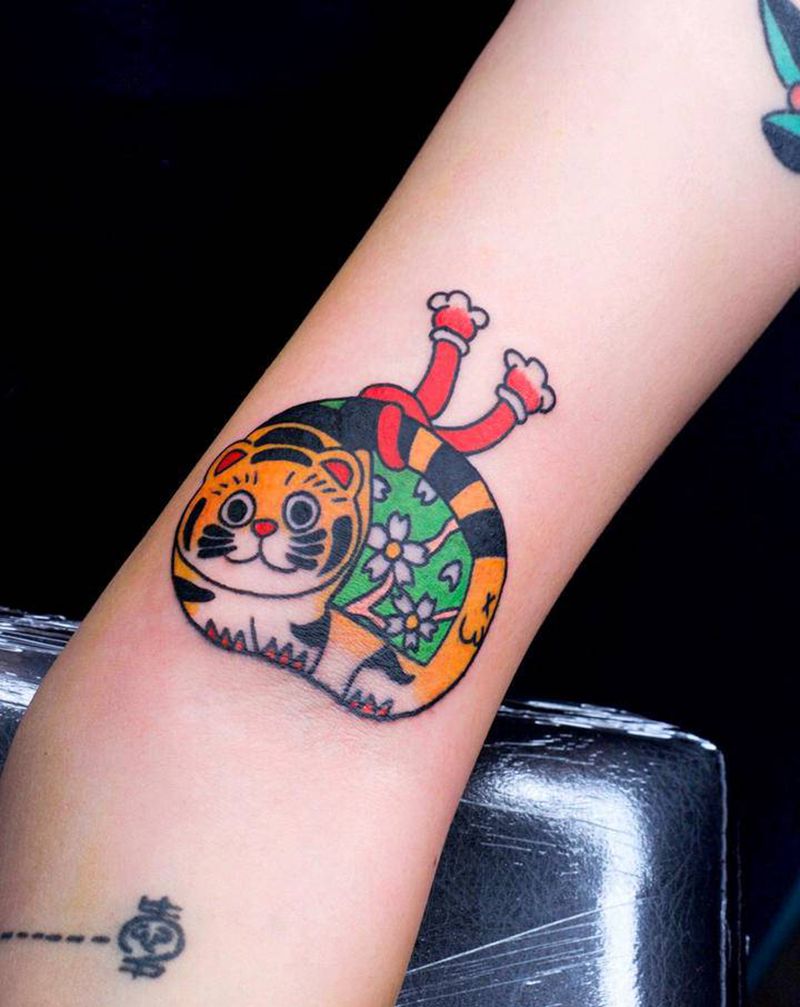 可爱的老虎纹身图片_手臂Old School纹身图案