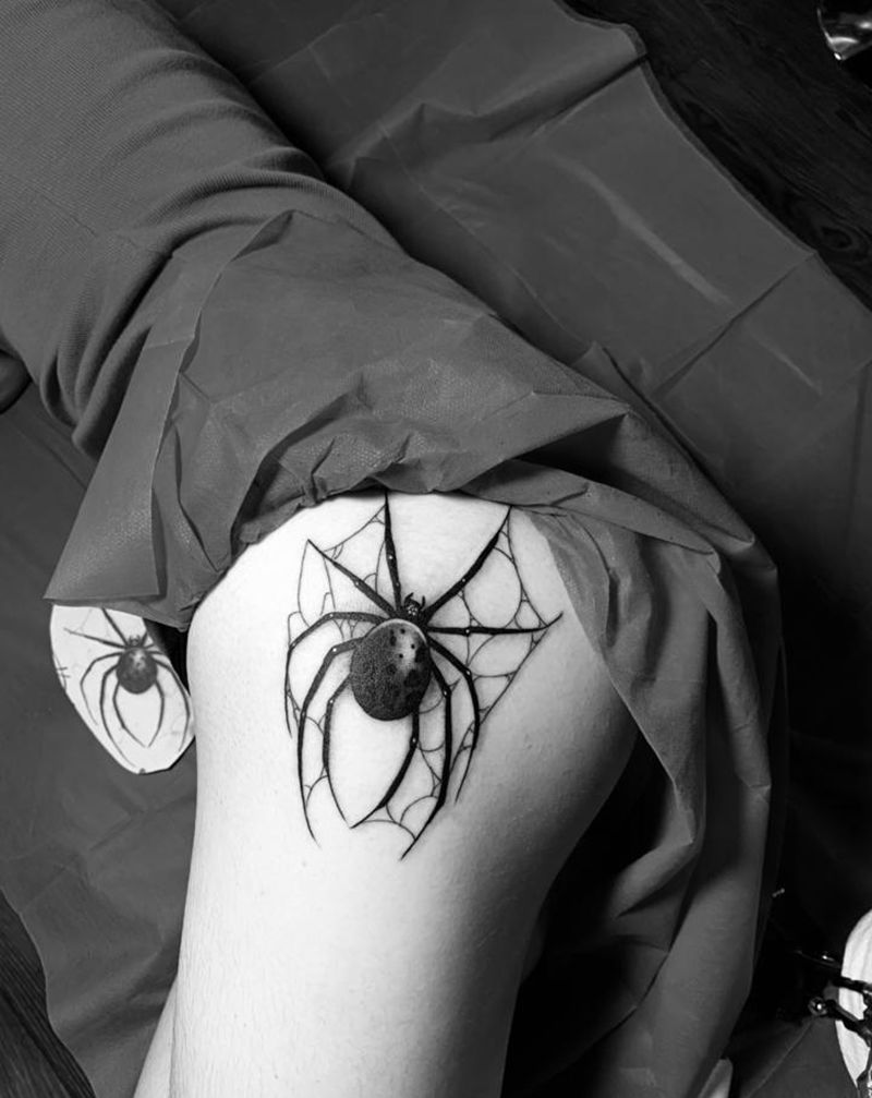 蜘蛛纹身图片_臀部纹身图案