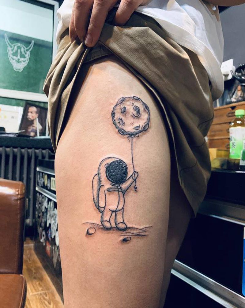 太空人纹身图片_手臂纹身图案