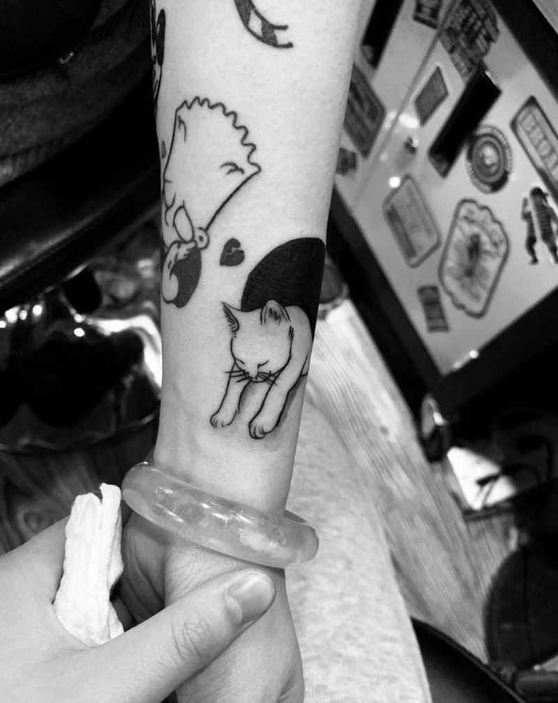 猫纹身图片_手臂纹身图案