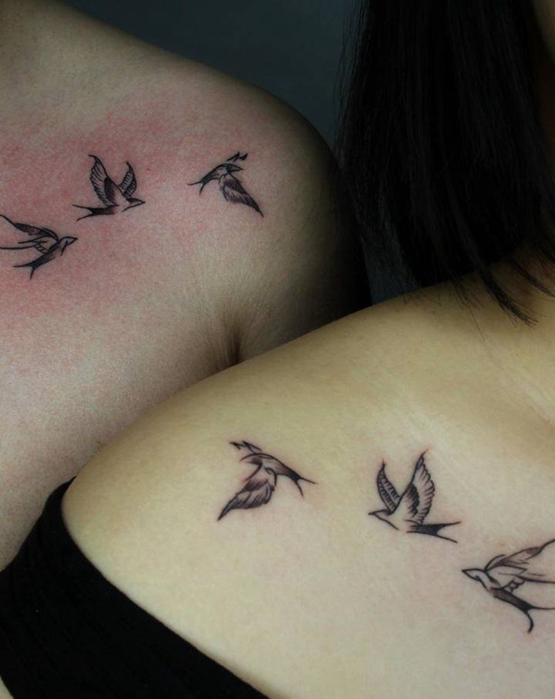 情侣燕子纹身图片_肩部纹身图案