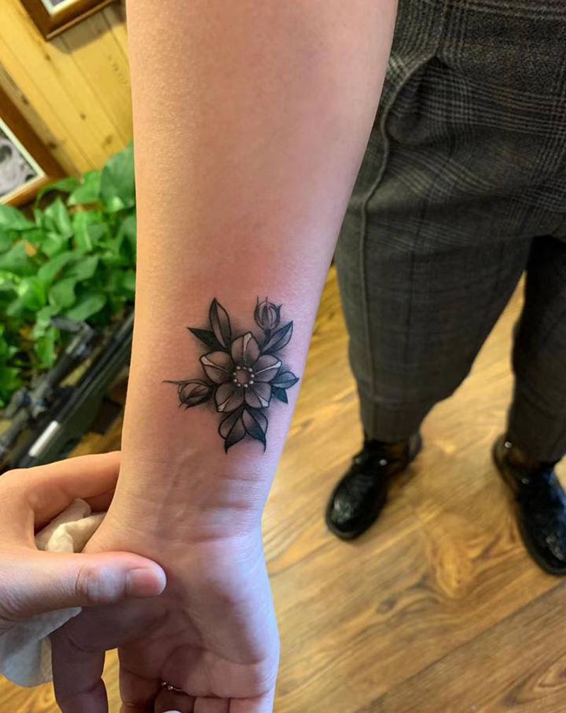 遮盖，花纹身图片_手臂纹身图案