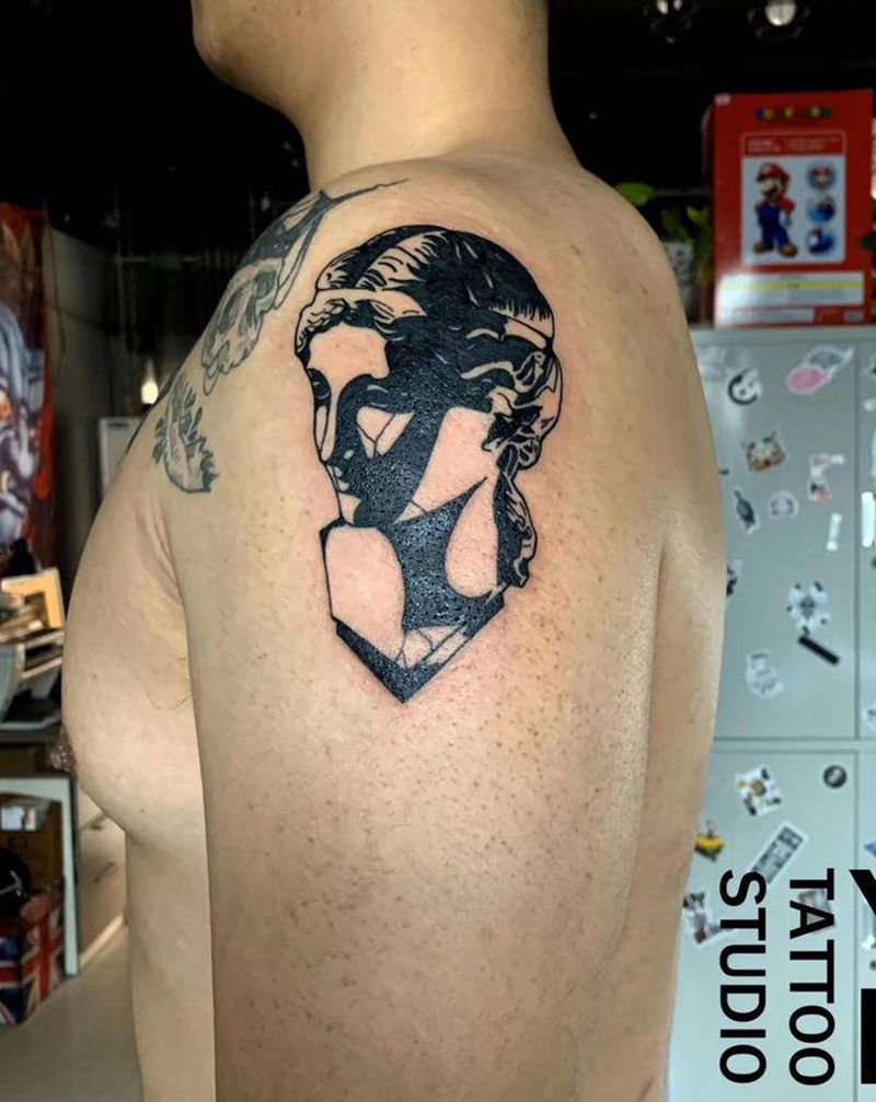 维纳斯纹身图片_手臂图腾几何纹身图案