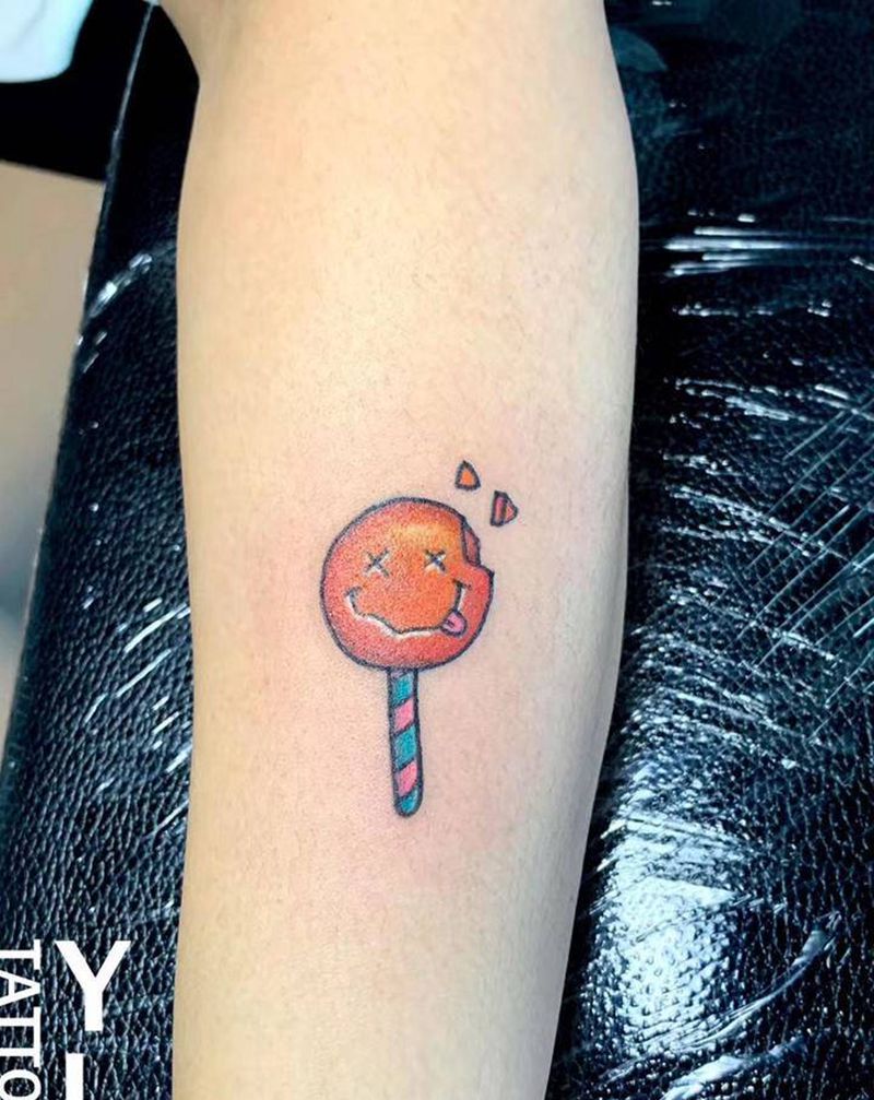 棒棒糖纹身图片_手臂纹身图案