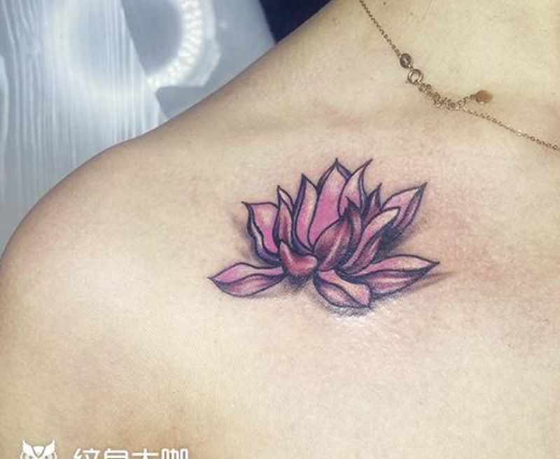 荷花纹身图片_小清新纹身图案