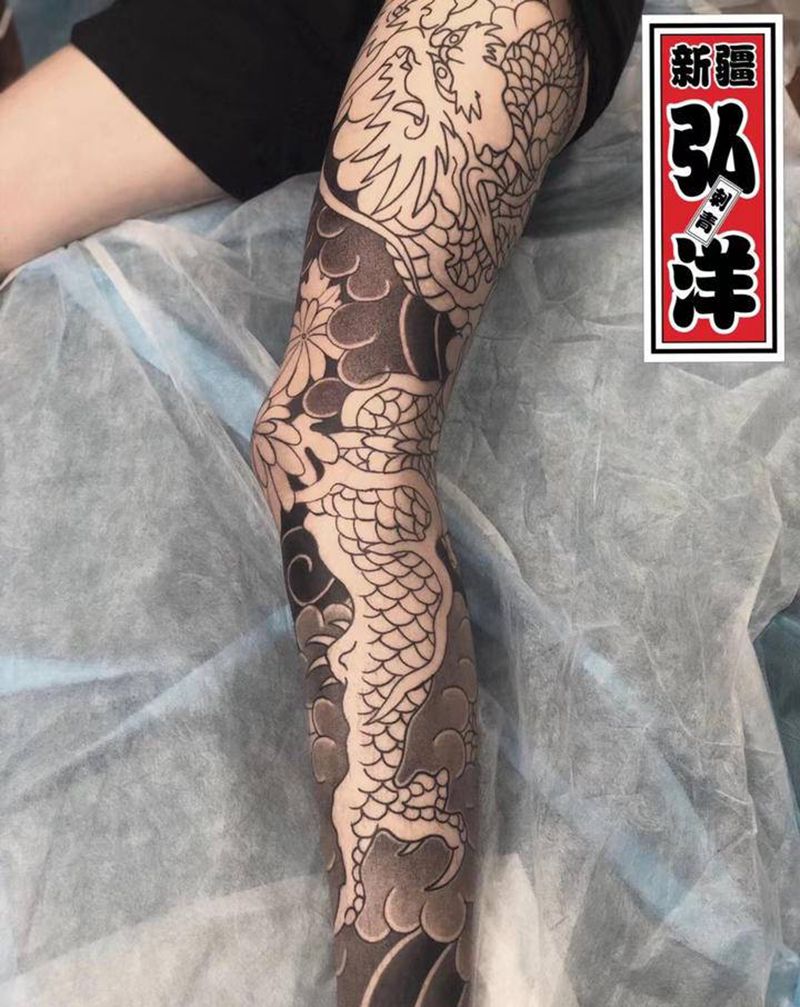 花腿进度纹身图片_腿部老传统纹身图案