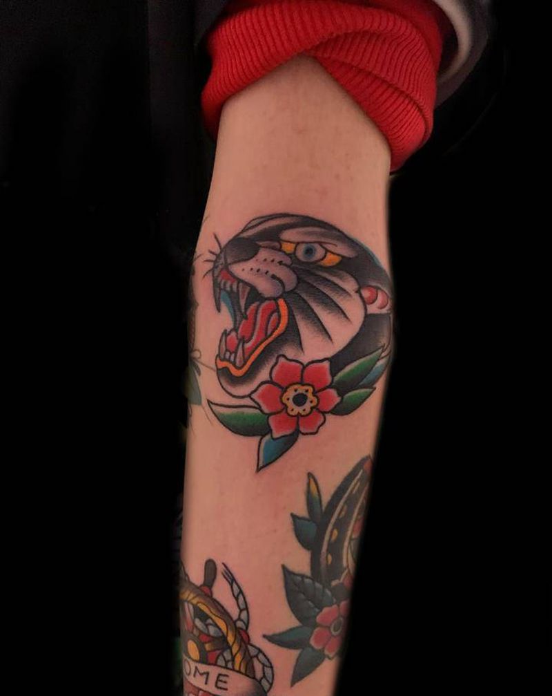 School纹身图片_手臂纹身图案