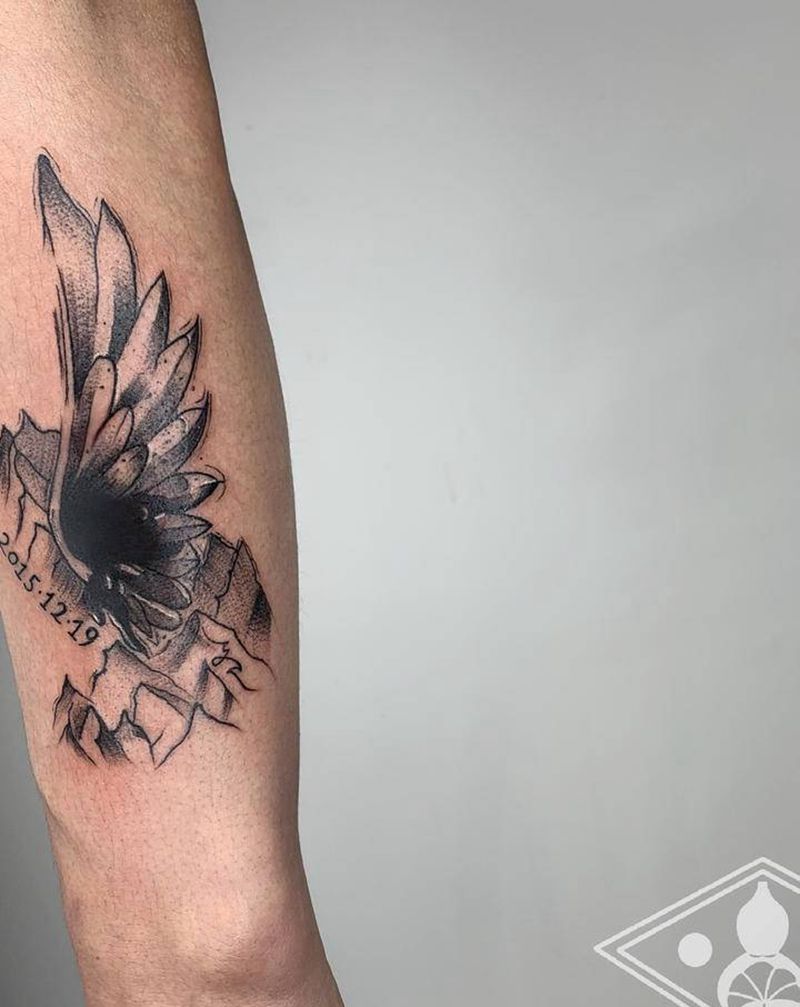 遮盖伤疤纹身图片_手臂点刺几何纹身图案