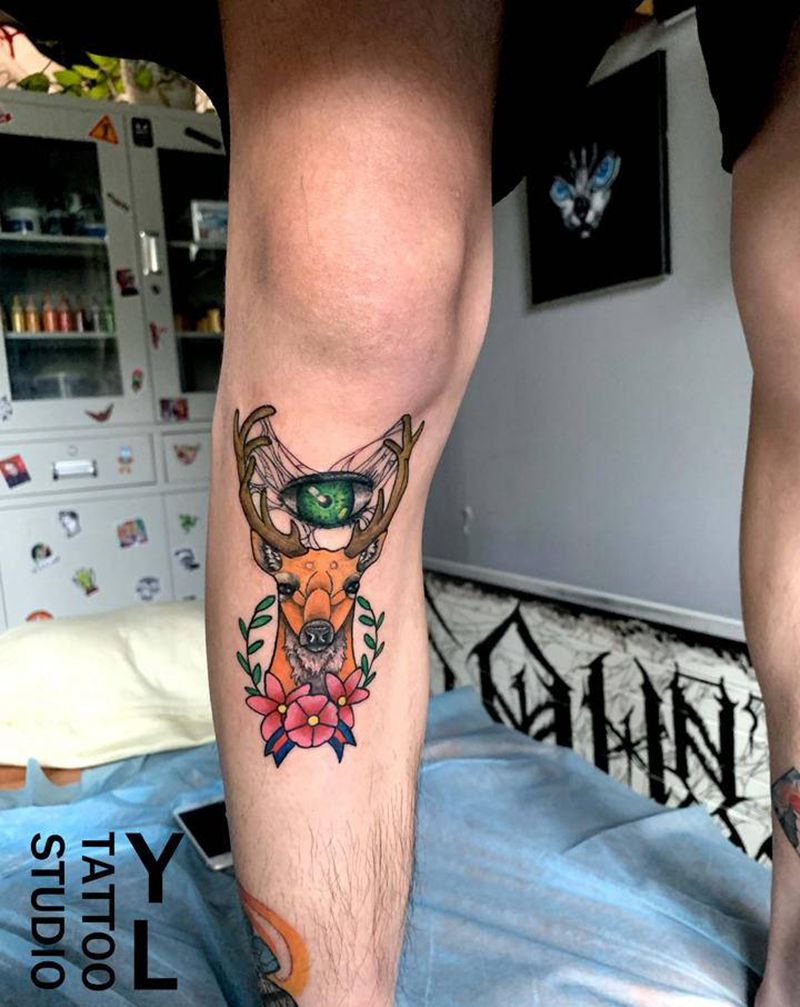 鹿纹身图片_腿部纹身图案