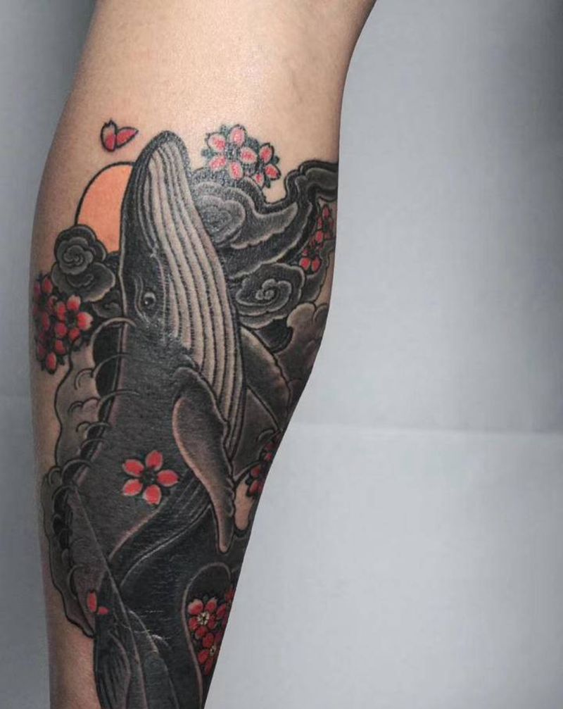 原创日式鲸鱼纹身图片_腿部老传统鲸鱼云纹身图案