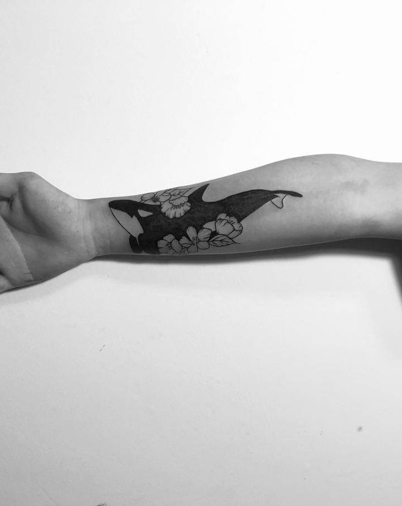 鲲纹身图片_手臂手部纹身图案