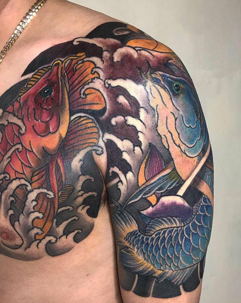 龍魚纹身图片_胸部手臂纹身图案