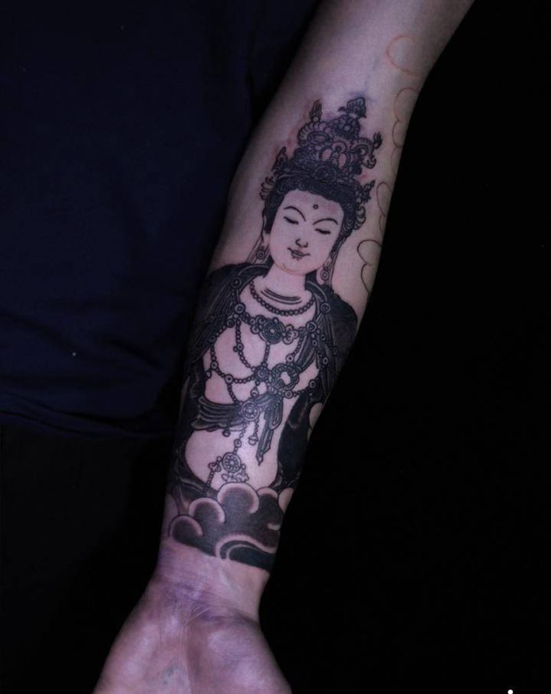 众宝菩萨纹身图片_手臂老传统新传统观音佛像纹身图案