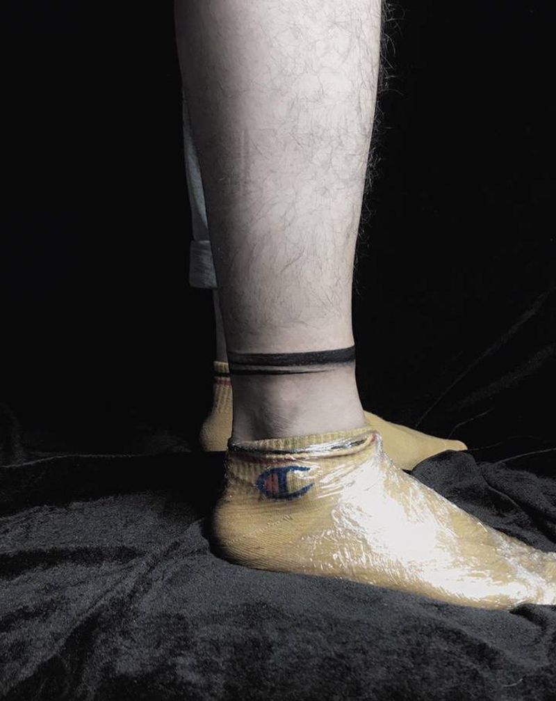 脚环纹身图片_脚部几何脚环纹身图案