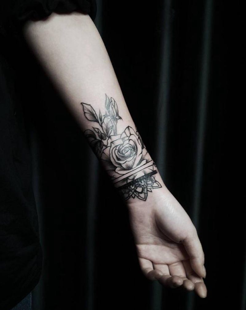 遮盖纹身图片_手臂点刺纹身图案