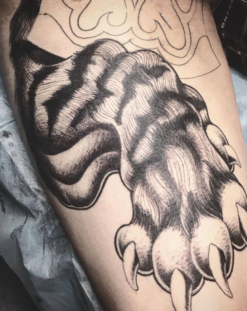 《黃室紋身》今日工時故事： #纹身图片_腿部纹身图案