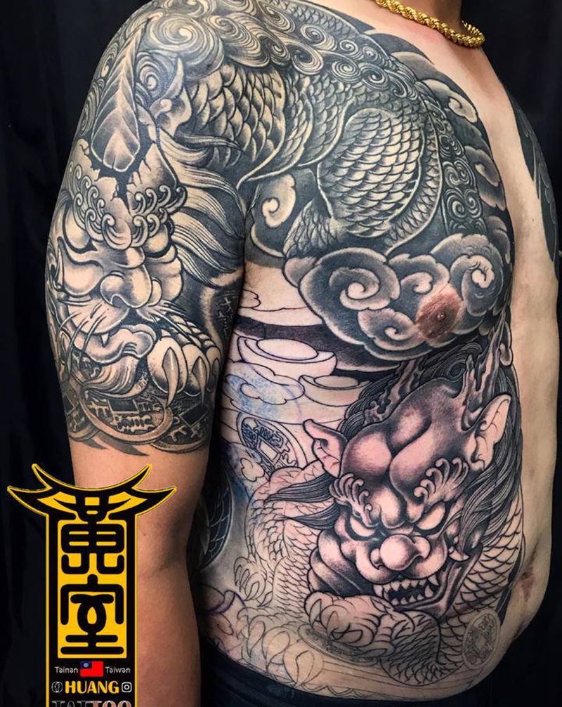 《黃室紋身》今日工事： #雙貔纹身图片_腹部纹身图案