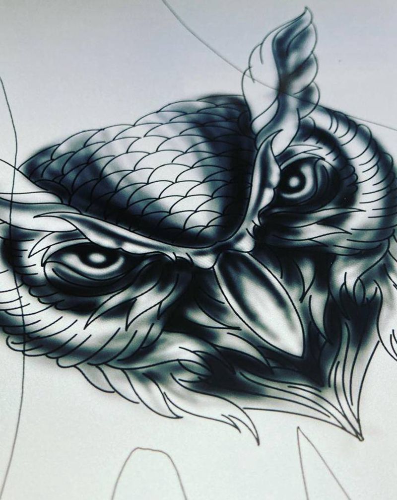 角鷹纹身图片_新传统纹身图案