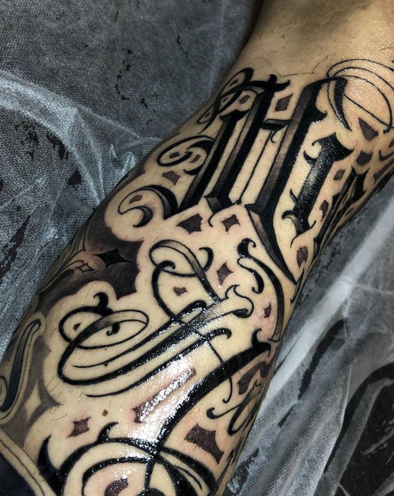 花体纹身图片_腿部纹身图案