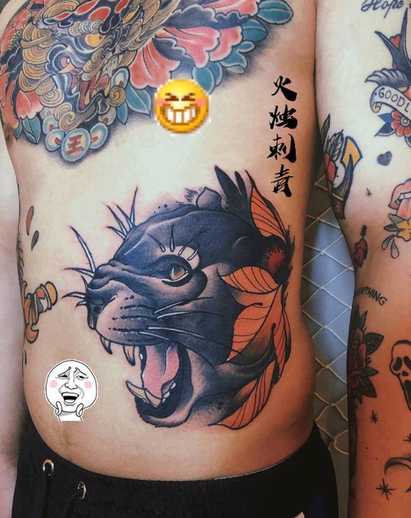 “豹头”纹身图片_腰部纹身图案