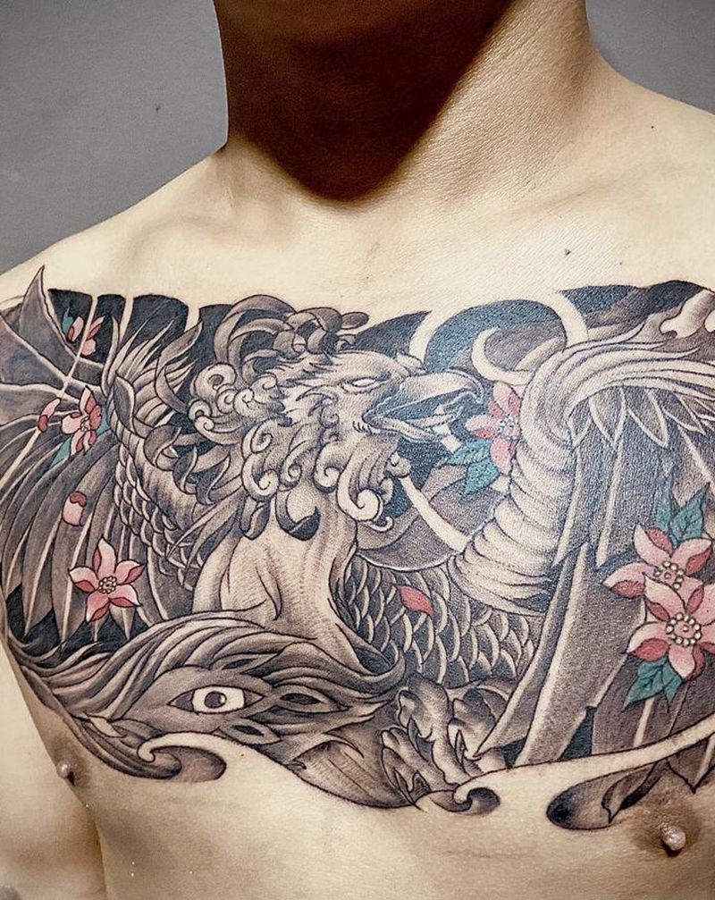 花胸纹身图片_胸部新传统纹身图案