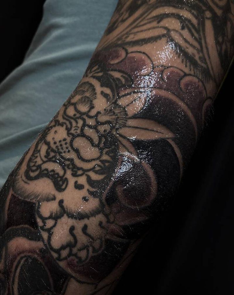 背景纹身图片_手臂纹身图案