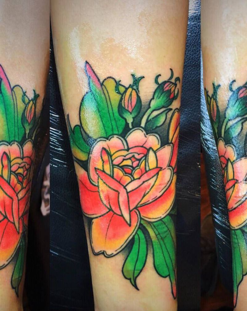 花纹身图片_手臂水彩水墨花纹身图案