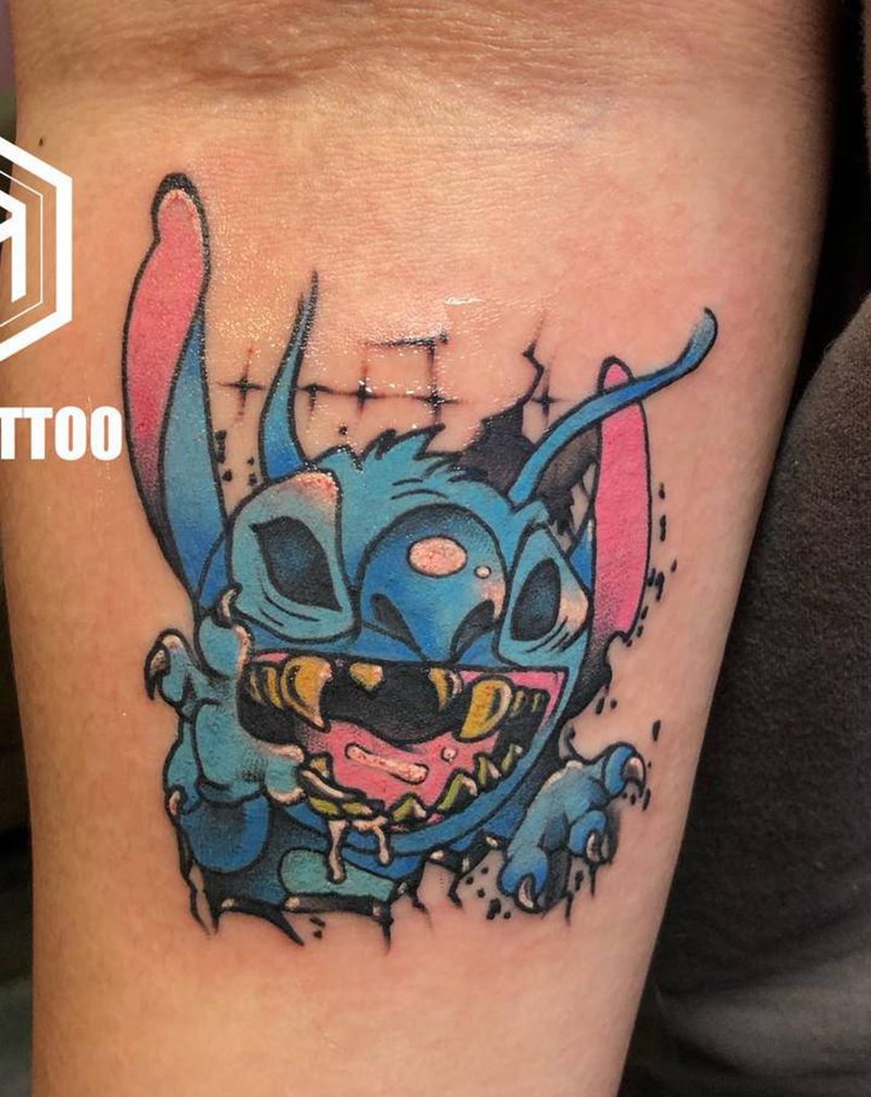 史迪仔纹身图片_手臂水彩New School史迪仔纹身图案