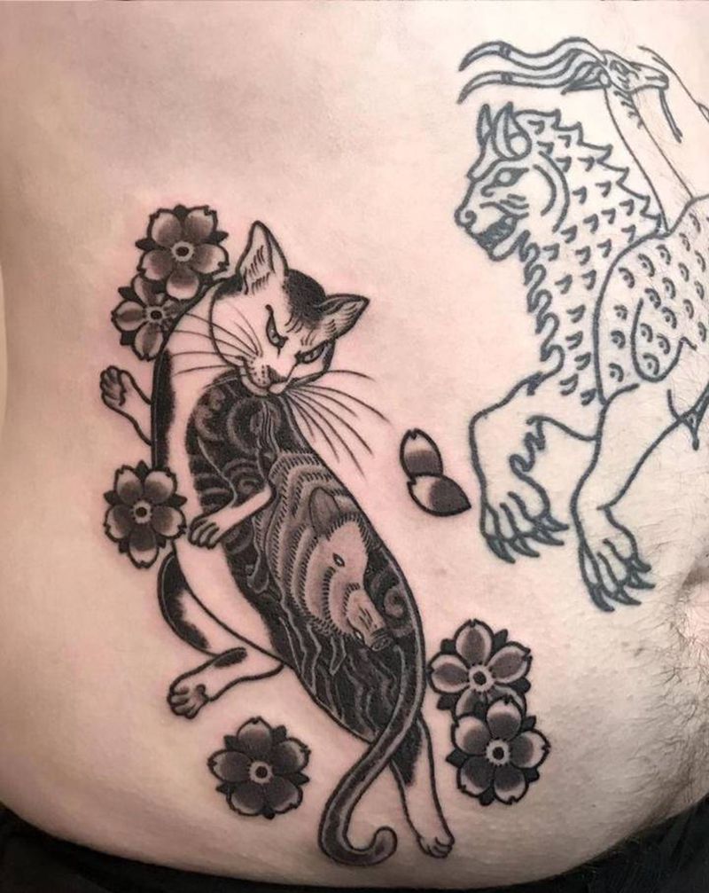 日式猫纹身图片_腹部老传统猫猪纹身图案