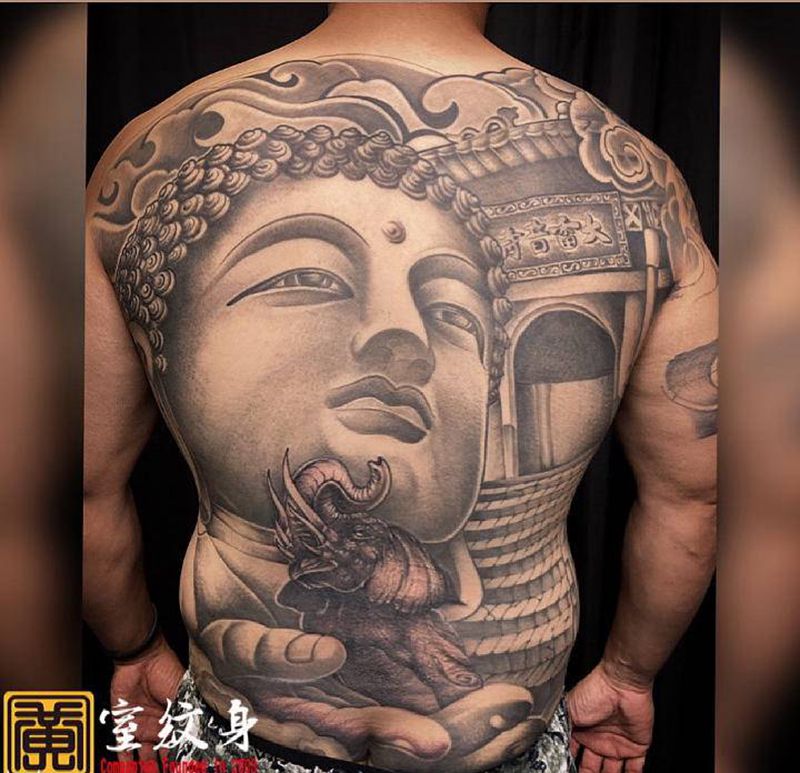 《黃室紋身》原皇室精雕紋身纹身图片_背部纹身图案