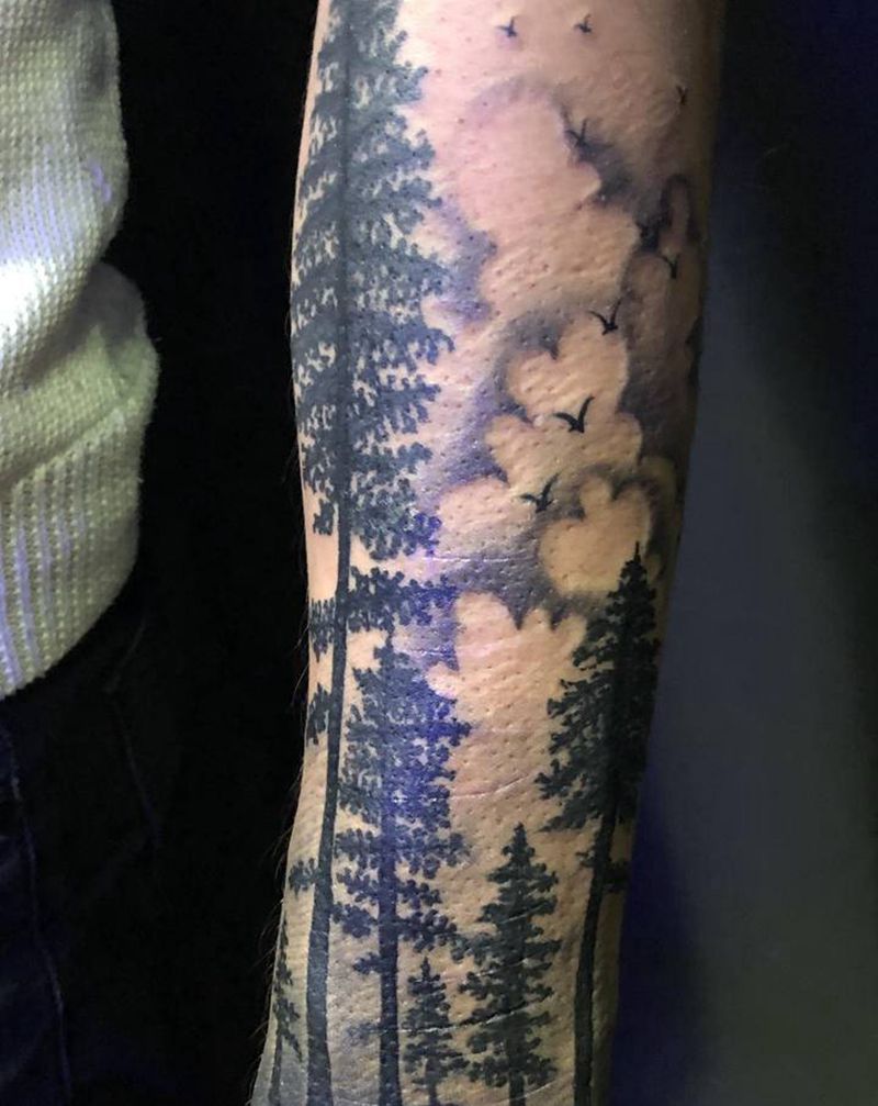 森林纹身图片_手部纹身图案