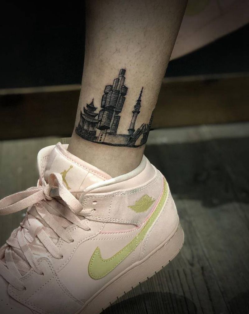 贵阳纹身图片_腿部图腾点刺纹身图案