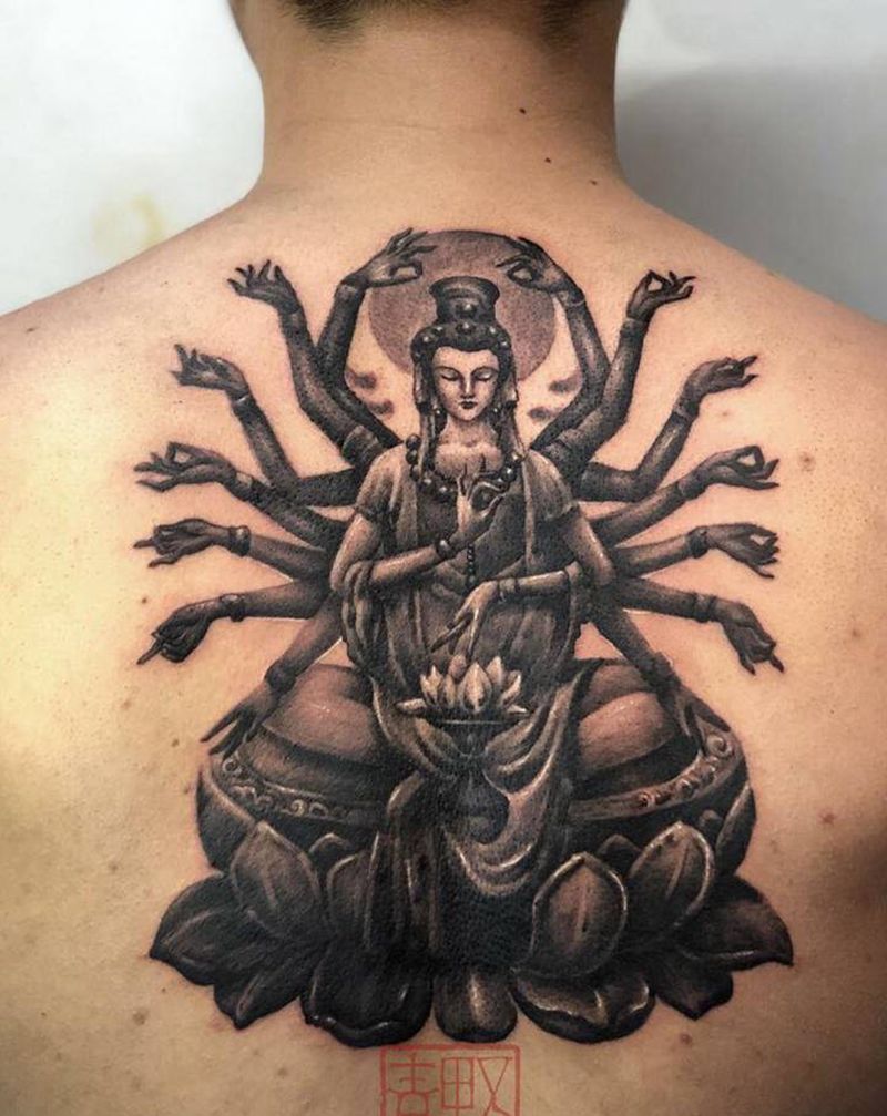 千手观音纹身图片_背部纹身图案