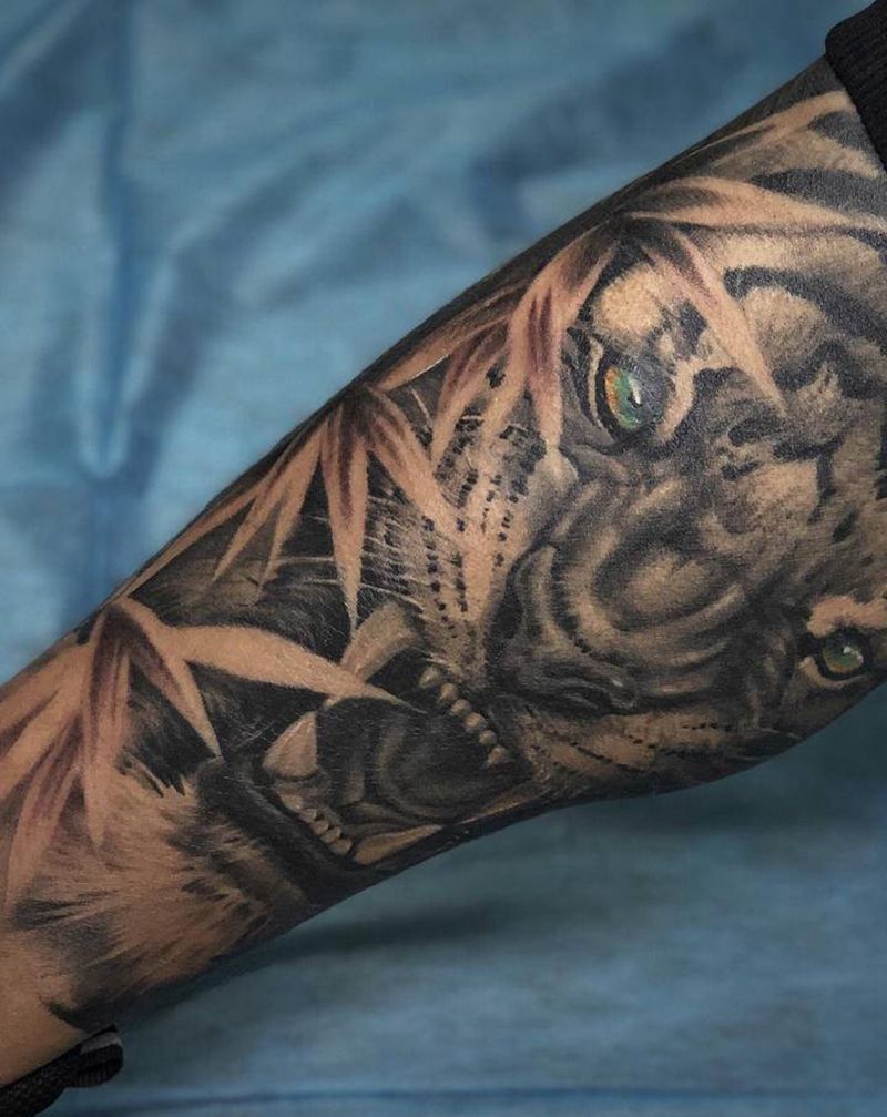 写实小腿纹身图片_腿部欧美写实纹身图案